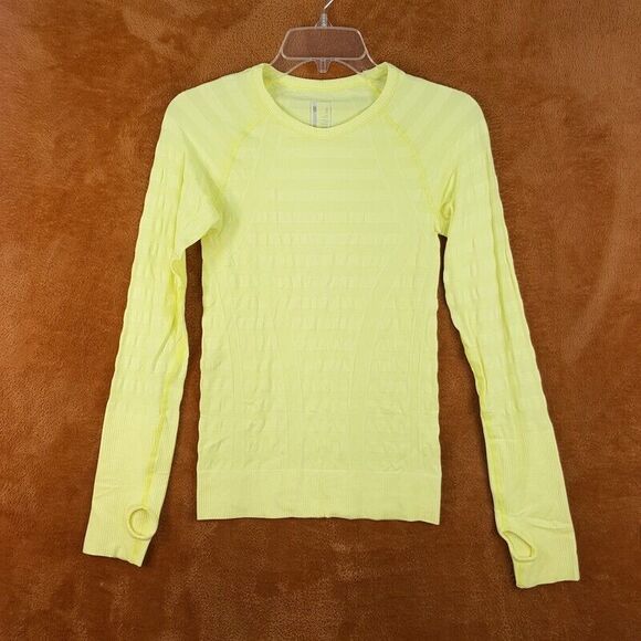MONDETTA Womens Top Small Yellow Pullover Crew Fitted Thumbholes Stretch Neon - Picture 1 of 8